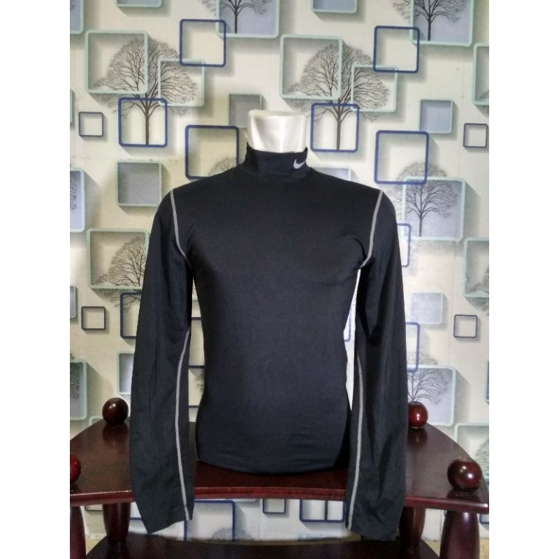 Baju kaos bekas second Baselayer Nike golf dri fit