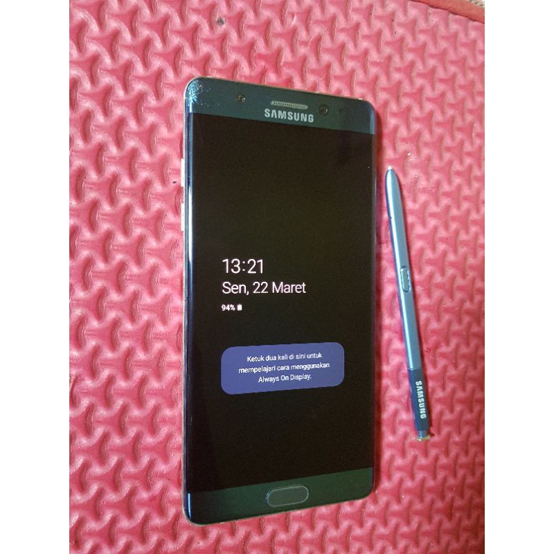 Samsung Note FE warna biru minus, baca deskripsi 