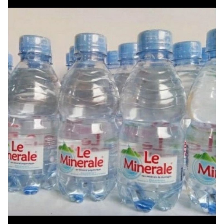 

Le minerale 330Ml Air Mineral Botol 330Ml Dus