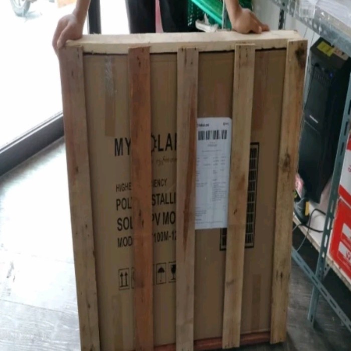 

Palet Packing kayu untuk PV 220WP 310Wp 370wp 400WP 500wp 600wp max 2unit