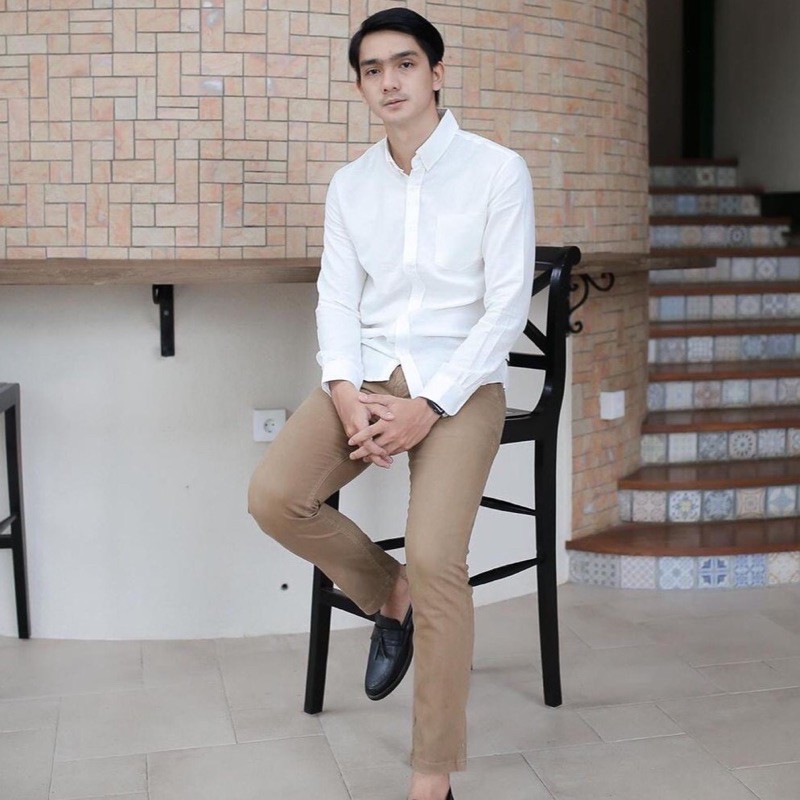 kemeja cowok polos lengan panjang hem pria kantor hitam navy putih maron-PUTIH