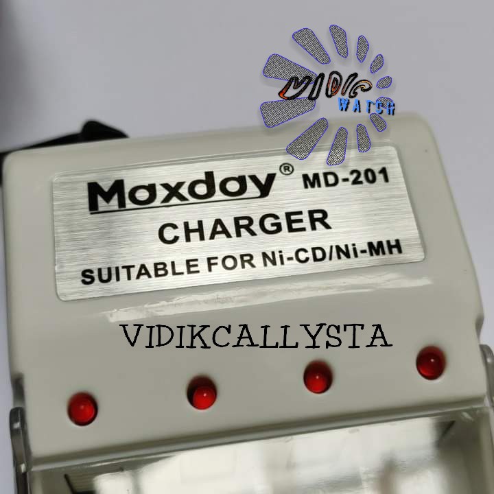 Cas Batrei Charger battery AAA A3 AA A2 4 Slot Maxday Original