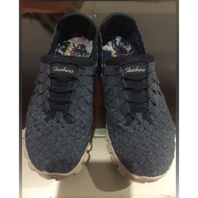 Skechers for Woman / Sepatu Kets Wanita / Sneakers Cewek size 35
