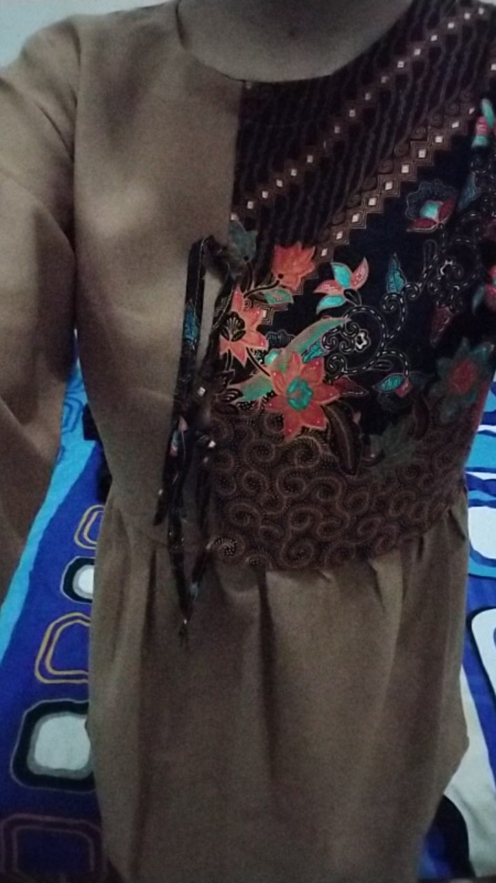 Atasan Batik Dolby Dolbi Dobby Doby Tenun Sutra Tulis Halus Katun Atbm Baron ,sarombit Atasan