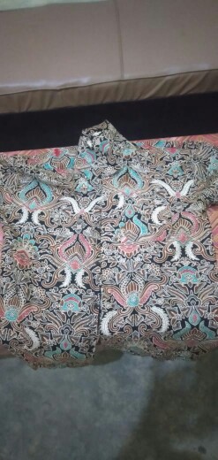 Kemeja Batik Pria Kasual Hangout Keren / Pakaian Batik Kasual Pria Cowok Dewasa Remaja Kekinian