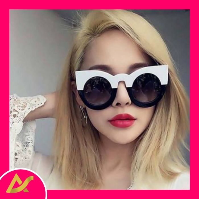 Kacamata Sunglasses Wanita Black White 802