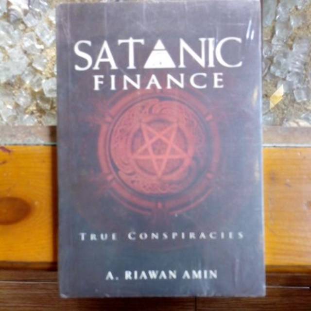 Buku Satanic Finance