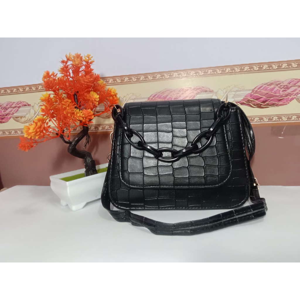 TAS  FASHION SELEMPANG PREMIUM TAS SELEMPANG WANITA TAS WANITA TERBARU