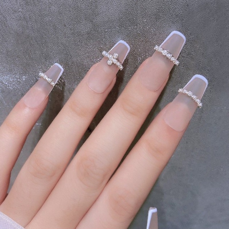 1 Pc Stiker Rantai Bor Kristal Mutiara Berlian 3D Bahan Logam Untuk Dekorasi Nail Art