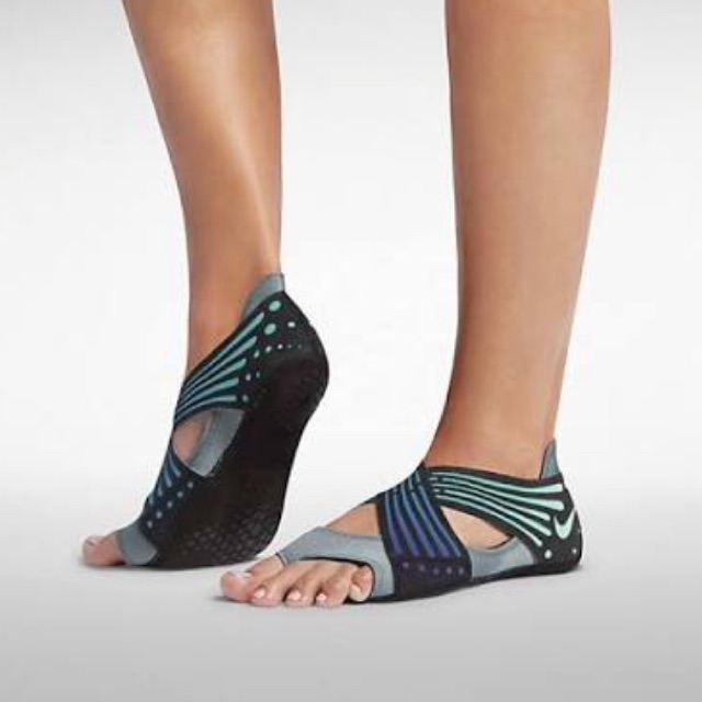 Jual [NEW] Nike Studio Wrap 4 Sepatu Yoga Shopee Indonesia