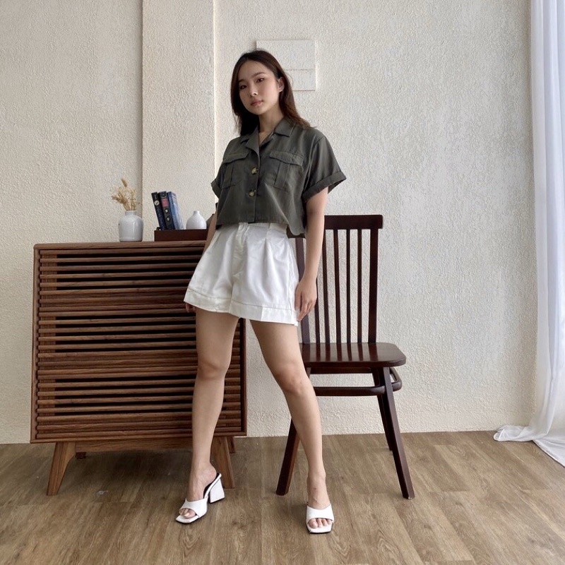 ABBY CRINKLE COTTON TOP KOREA - BLOUSE WANITA PREMIUM - KEMEJA PESTA - TOP BASIC MEWAH V-NECK - ATASAN UNTUK KONDANGAN - TOP SEXY BLACK WHITE FOR TRAVELING - HADIAH / KADO ULTAH UNTUK CEWEK