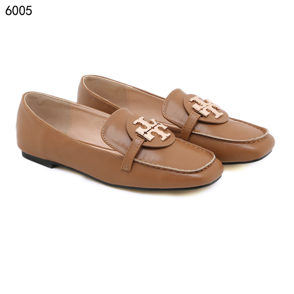 TB Miller Metal-Logo Loafers in Leather #6005