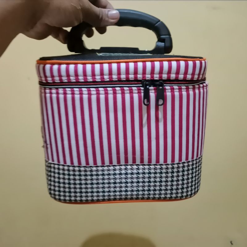 bakul beras takziah / tas serbaguna  / tas ondangan  / tas beras / tas tenong / multi bag / tas kosmetik / tas undangan hand bag tas tangan /tas wanita tas tempat bekal /tas unik / tas untuk bekal / tas baju bayi tas segi tas bulat oval