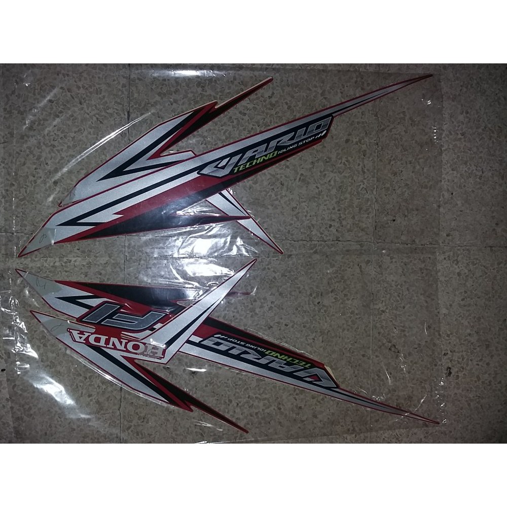 Stiker striping/sticker vario 125 2016 iss merah polos (body 150)