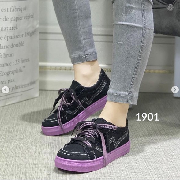 Sneakers 1901 import realpict