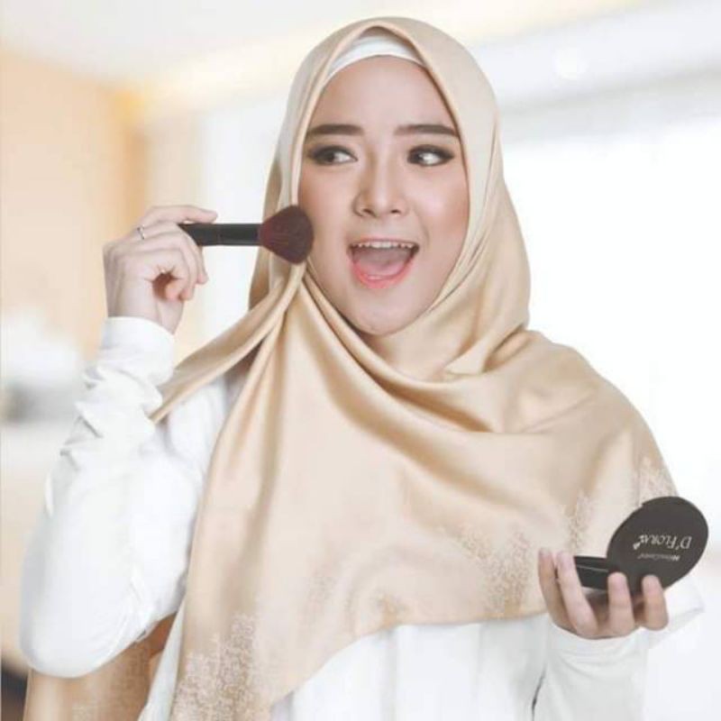 D'Flora Compact Powder (Bedak Padat)