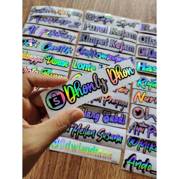 

Stiker Nama Hologram custom Request (BACA KETERANGAN) Tidak PO
