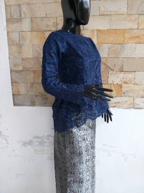 Set kebaya navy tulle mutiara pinquin