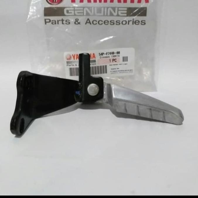 breket dudukan footstep mio j mio gt mio soul gt Kanan ori Yamaha harapan44 Buru Order