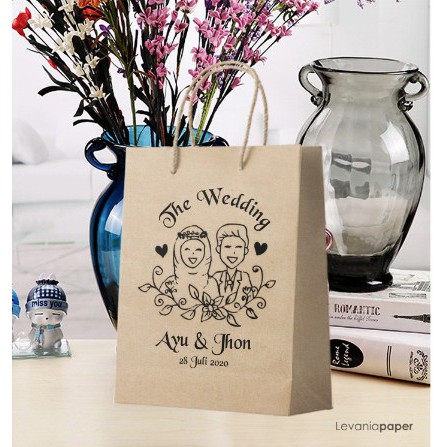 

Lnkshop Paperbag Size 9 X 5 X 11 cm - Paper Bag Pernikahan. Souvenir. Wedding.Dll