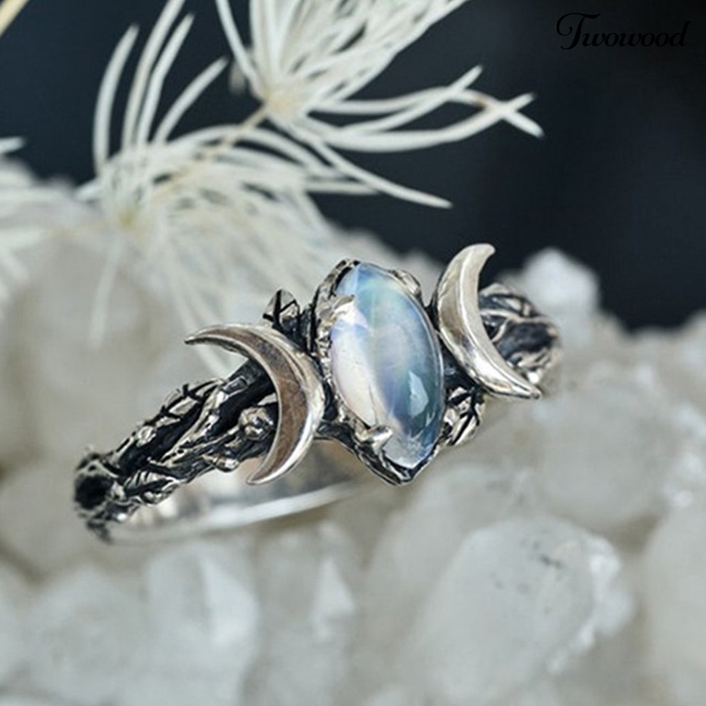 Cincin Warna Silver Gaya Retro Untuk Wanita