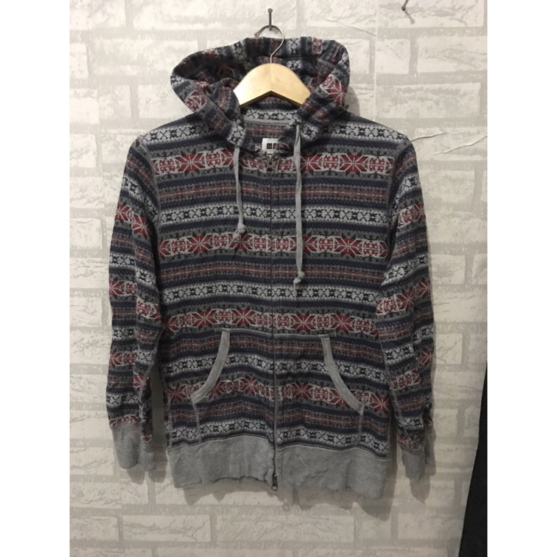 uniqlo navajo zip hodie