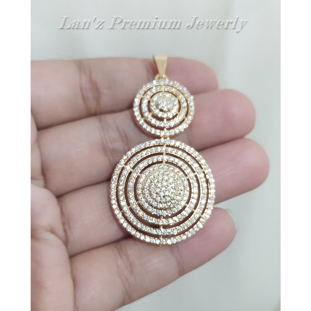 Liontin Lapis Emas Bulat 2 Besar Replika Berlian Medan Titanium 22K