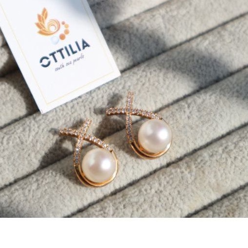 Giwang Mutiara Air Laut