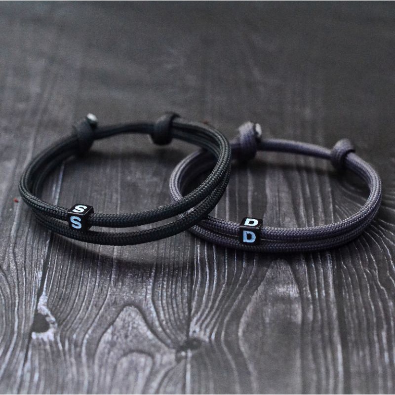 Gelang Couple Inisial Huruf Nama Pria Wanita Cewek Cowok Unisex Kapel Copel Tali Paracord 4mm Bracelet Pasangan Pacar Kado Gift Hadiah Bisa Custom Premium Waterproof