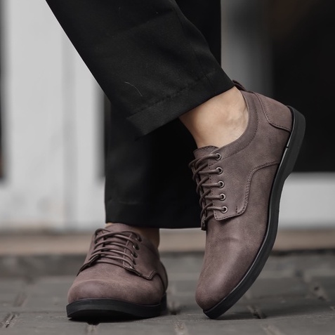 CHESTER BROWN |ManNeedMe x ARF| Sepatu Pantofel Pria Derby Shoes ORIGINAL