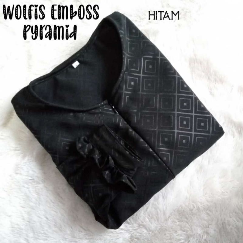 gamis syari wolfis embos motif-hitam piramid