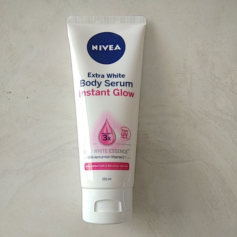 Jual NIVEA BODY SERUM INSTANT GLOW 180ML Shopee Indonesia