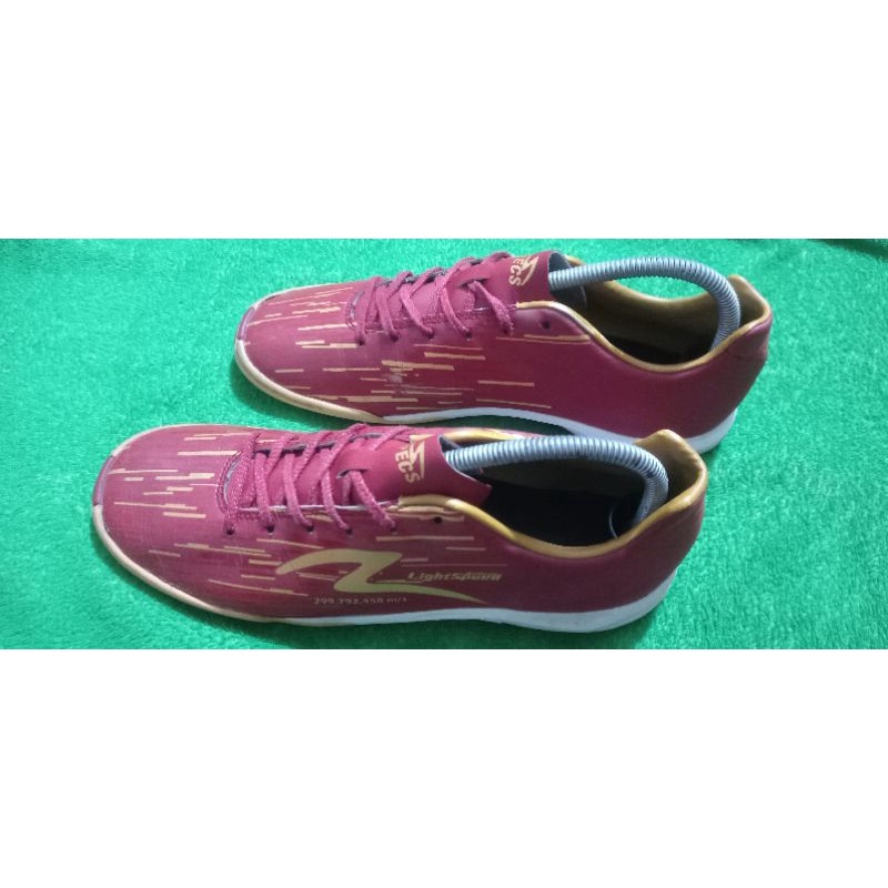 LIGHTSPEED REBORN IN MAROON (41)