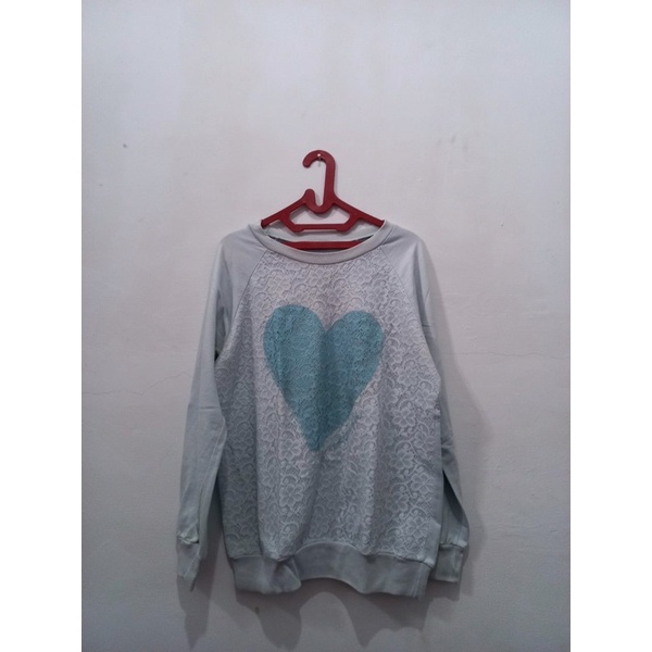 preloved sweater nevada