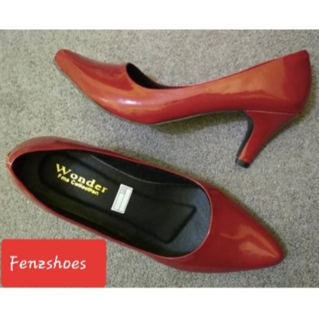 High heels wanita glosy maroon