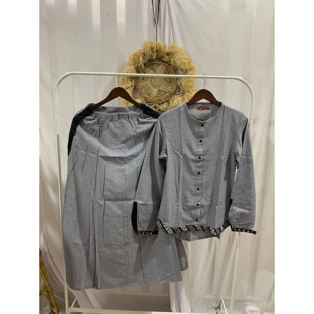 Setelan Dannis Ori Murah SALE  Size XS,S,M,L,XL - D'Monochrome