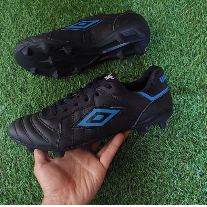 Sepatu bola kulit umbro. grosir sepatu bola kulit Special