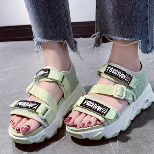 Sandal Tali Wanita Sol Tebal 001870 Wedges Sandals With Gesper