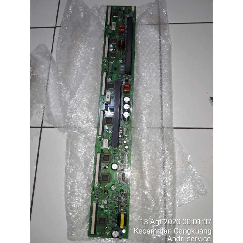 Ysus / Y main Tv plasma LG 50PB560