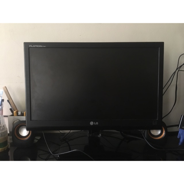 Monitor LG Flatron E1941 bekas mulus like new