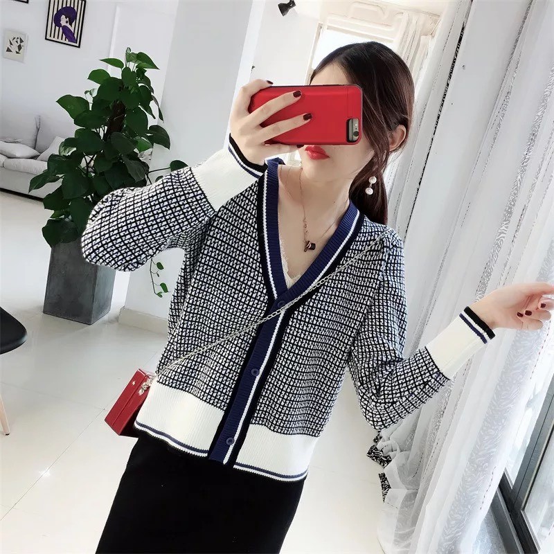 Yeri knitted cardi  -Thejanclothes