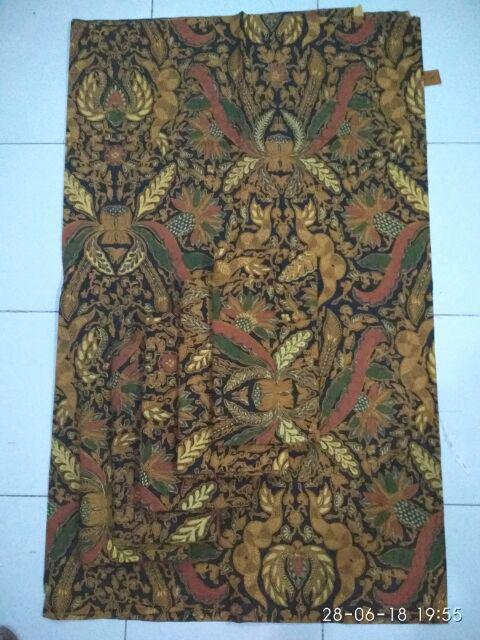 Batik Sogan Tolet Solo Kombinasi Tulis Motif Wijoyokusumo