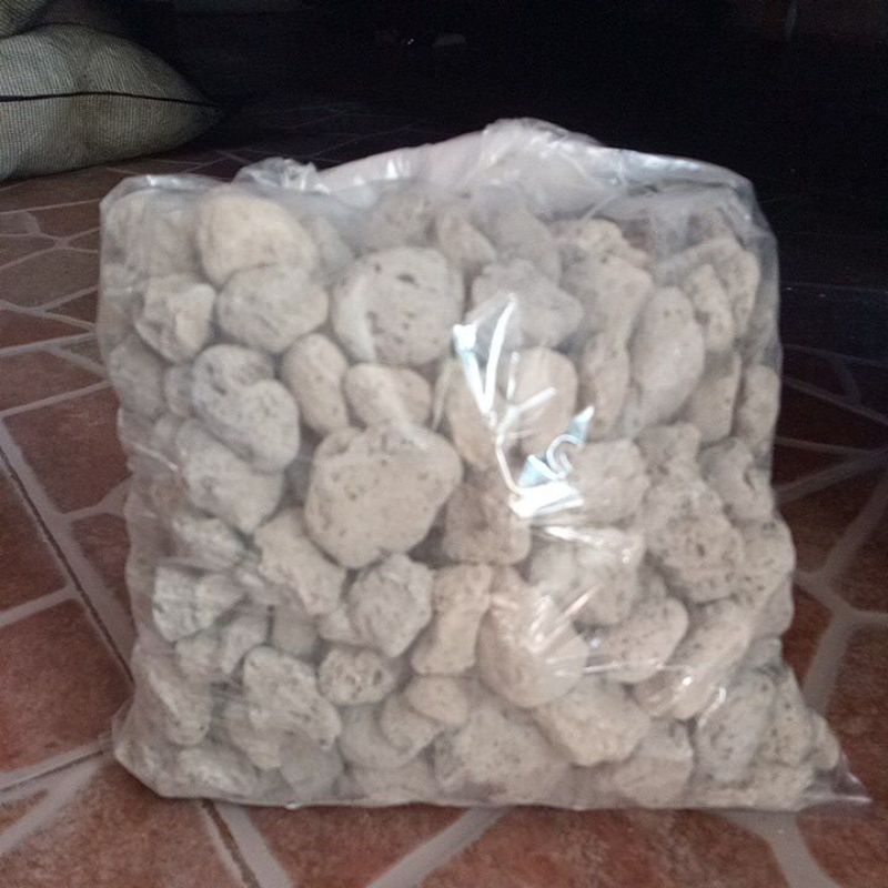 Batu Apung Batu Pumice Filter Aquarium Rumah Bakteri Media Tanam 1kg