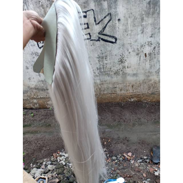 RAMBUT SINTETIS