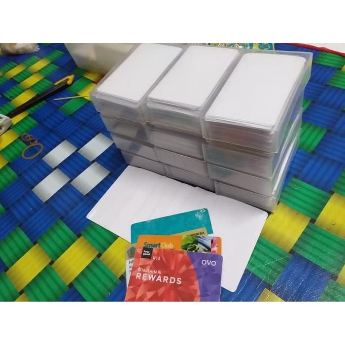 

Terlaris.... Anti Gores Kartu 100 lembar