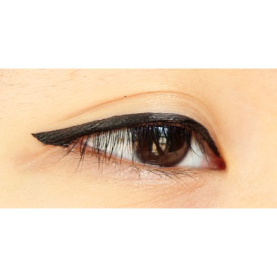 Wardah EyeXpert Staylast Liquid Eyeliner Hitam Eye Liner Cair