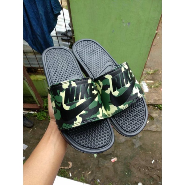 Sandal Pria nike bennasi Swoosh, Sandal Slide Nike FLIP FLOP Benassi, Sandal Nike bennasi Slide