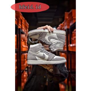 Sepatu Sneakers Desain Nike Air Jordan 1 Retro Premium Aj1 Sepatu Sneakers Desain Nike Air Jordan 1 Retro Premium Aj1