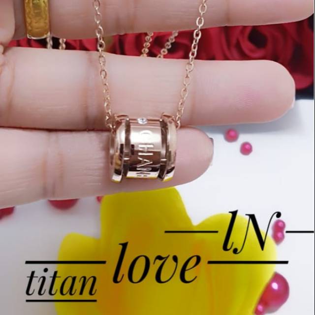 Kalung titanium cantik