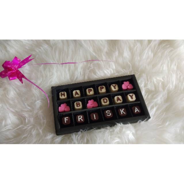 

Cokelat huruf sesuai request (MURAH ENAK)